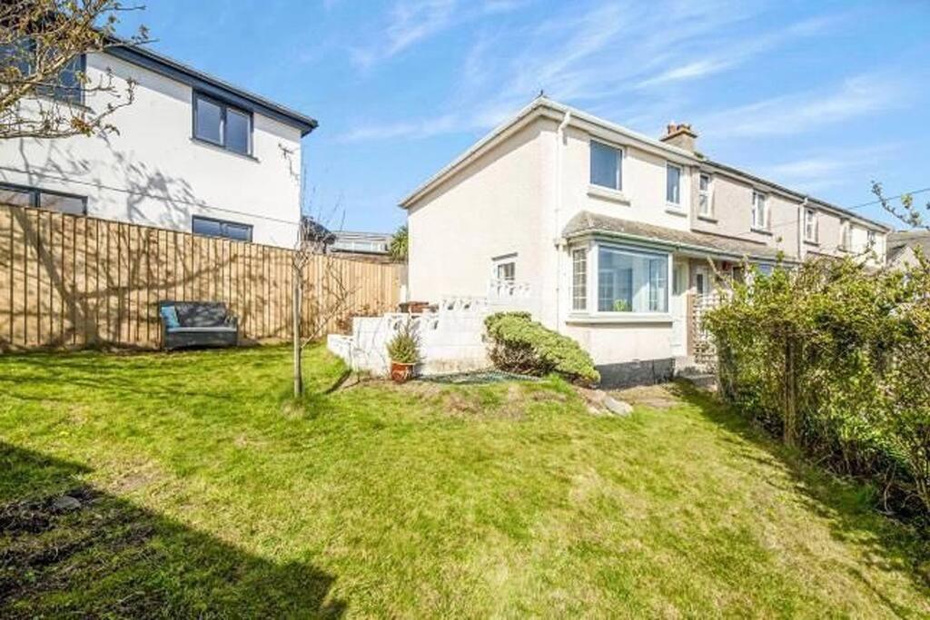 Sunrise! ~ 2 Bedrooms, Garden, Parking, Sea Views St. Ives Exterior photo