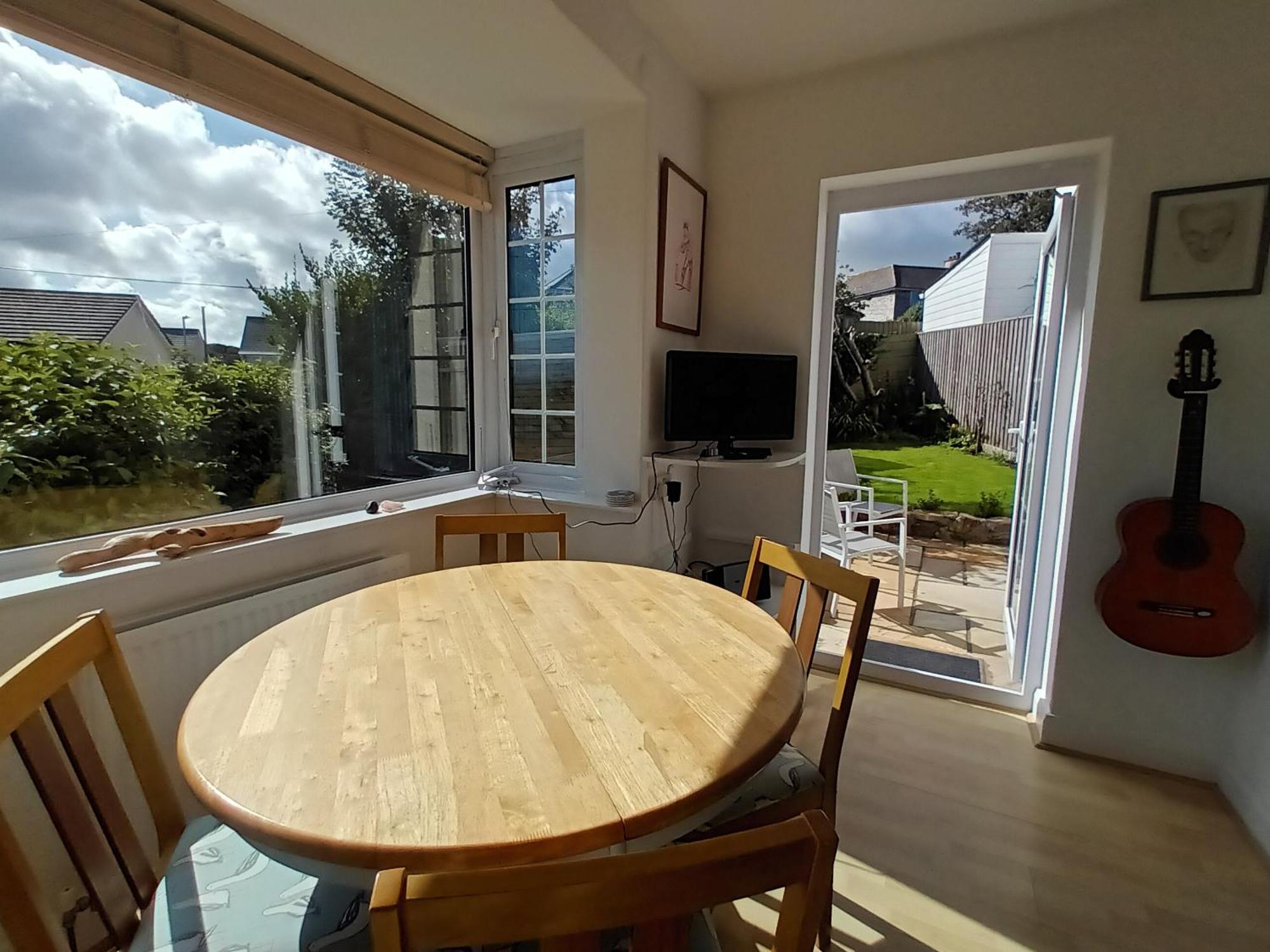 Sunrise! ~ 2 Bedrooms, Garden, Parking, Sea Views St. Ives Exterior photo